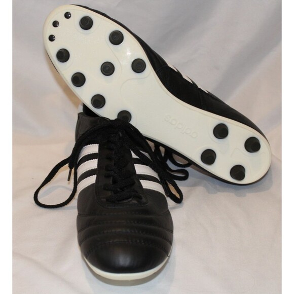 Athletic_Shoes